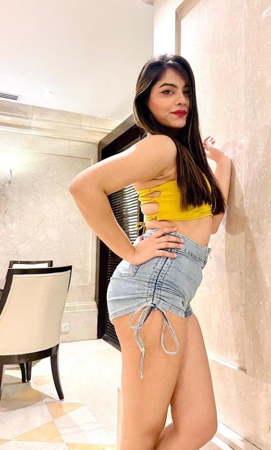 Saket call girl service